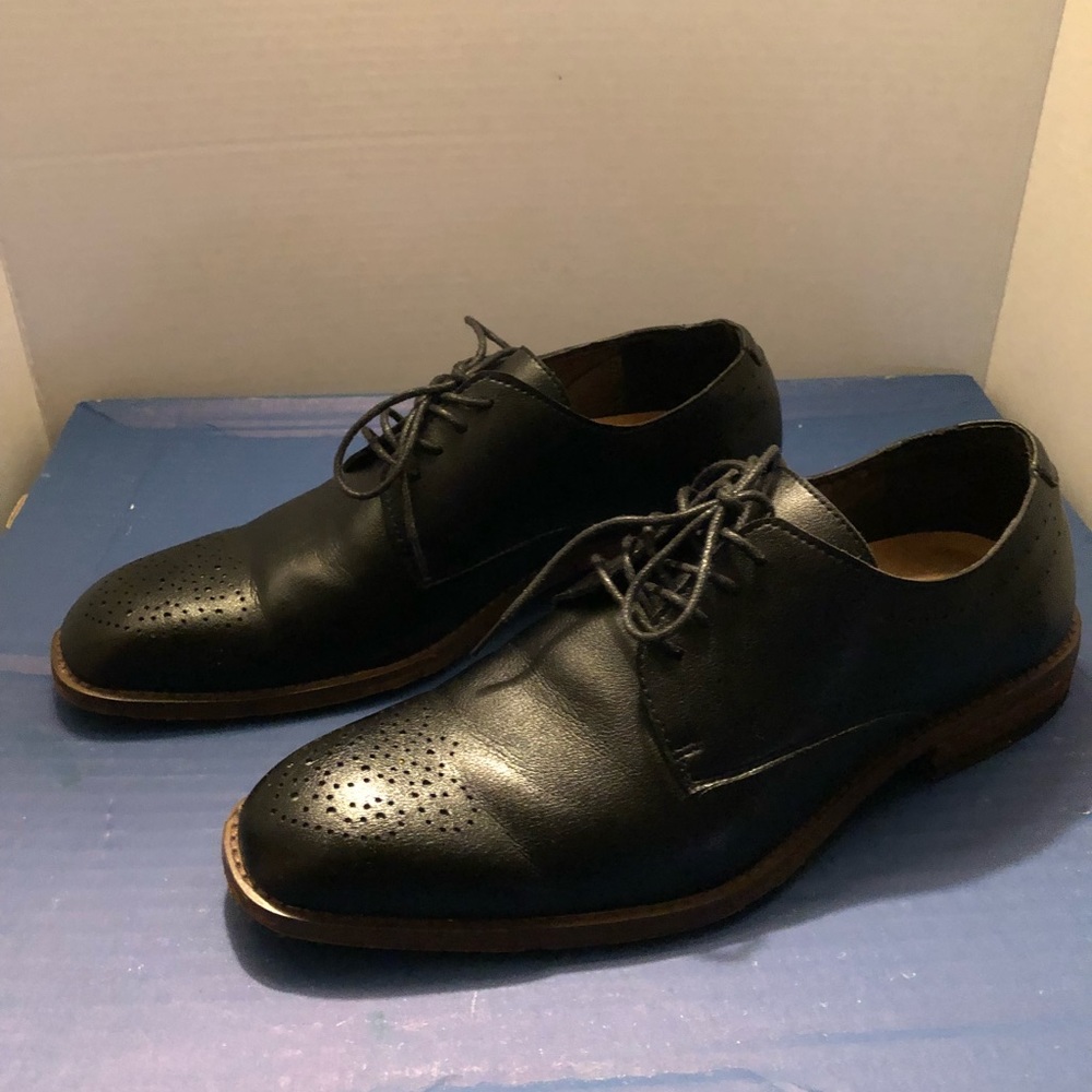 Kunsto Men’s Black Oxfords Size 10